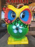 Vintage BDS Plastic Bank Psychedelic Hippie Owl Yellow (T331) 