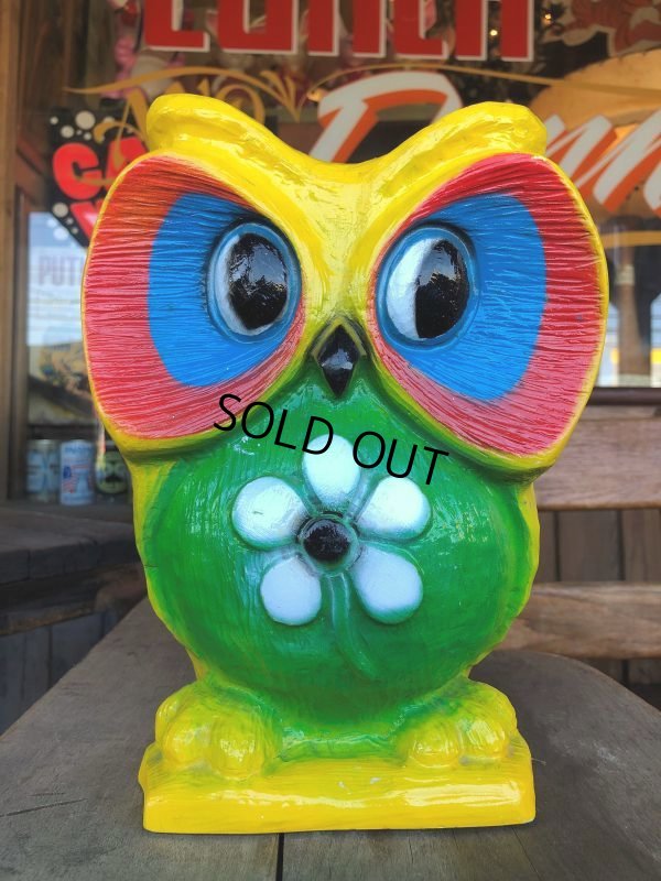 画像1: Vintage BDS Plastic Bank Psychedelic Hippie Owl Yellow (T331) 