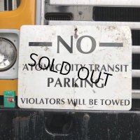 Vintage Road Sign NO PARKING (T372)