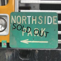 Vintage Road Sign NORTH SIDE PARK ← (T371)