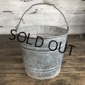 Vintage Metal Bucket (T404)