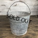Vintage Metal Bucket (T404)