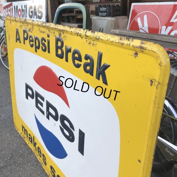 画像9: 60s Vintage Pepsi Cola A Pepsi Break Makes Sense! Embossed Metal Sign (T417)
