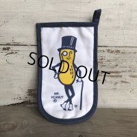 Vintage Planters Mr. Peanut Kitchen Mitt (T498)