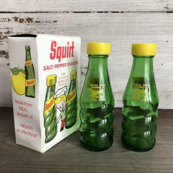 画像2: 70s Vintage Squirt Soda Salt & Pepper Shakers (T524) 