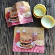 画像3: 70s Vintage Hamburger Plastic Container W/Puzzle (T529) (3)