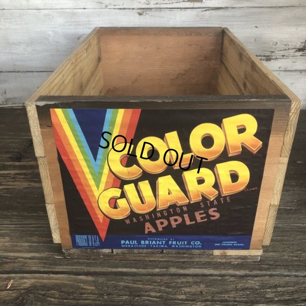 画像1: Vintage Wooden Fruits Crate Box COLOR GUARD (T547)