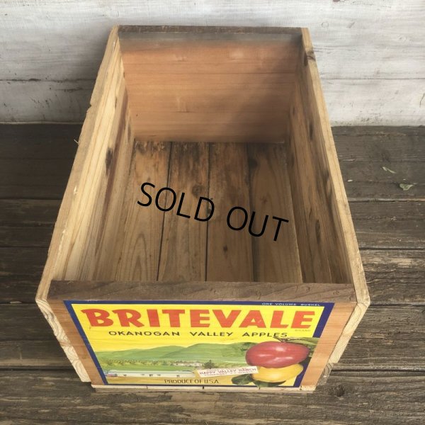 画像2: Vintage Wooden Fruits Crate Box BRITEVALE (T555)