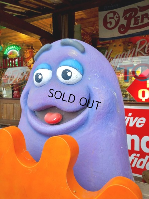 画像6: Vintage McDonald's Playland Store Display Sign Grimace Statue  (T566)