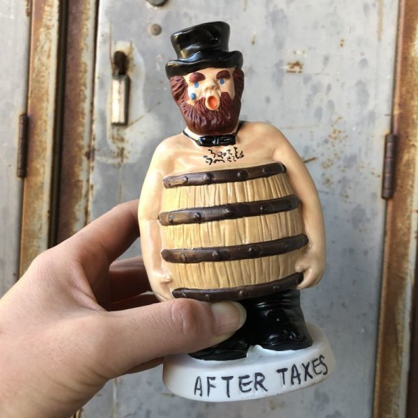 画像8: Vintage Before After Taxes Man Ceramic Statue Bank (T608)