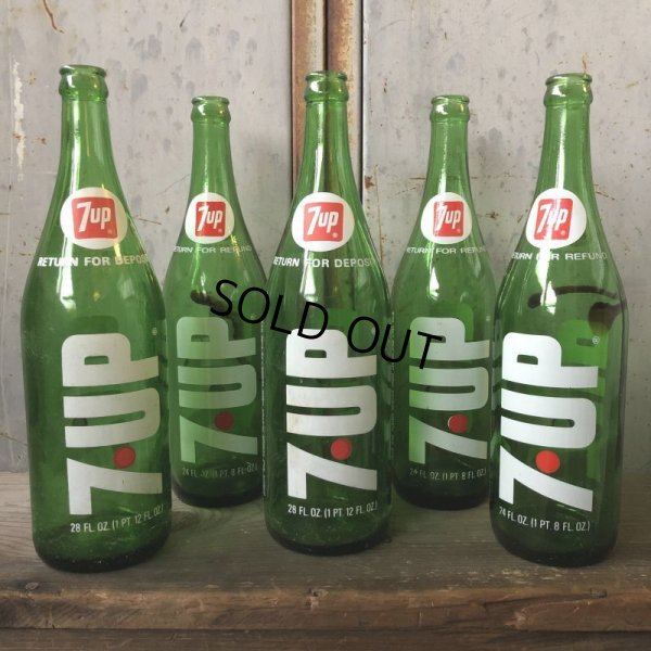 画像2: 70s Vintage 7UP Soda Green Glass Bottle 28FL OZ  (T615) 