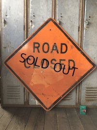 Vintage Road Sign ROAD CLOSED (T646)