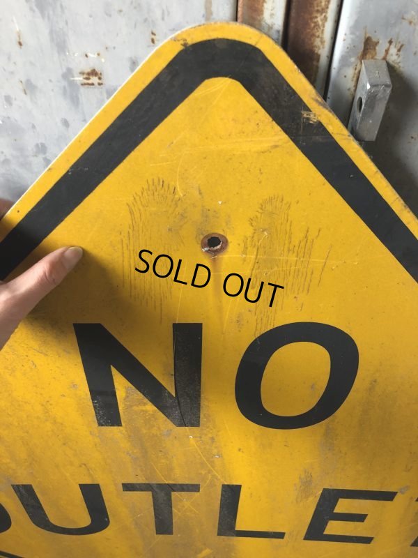 画像2: Vintage Road Sign NO OUTLET (T642)