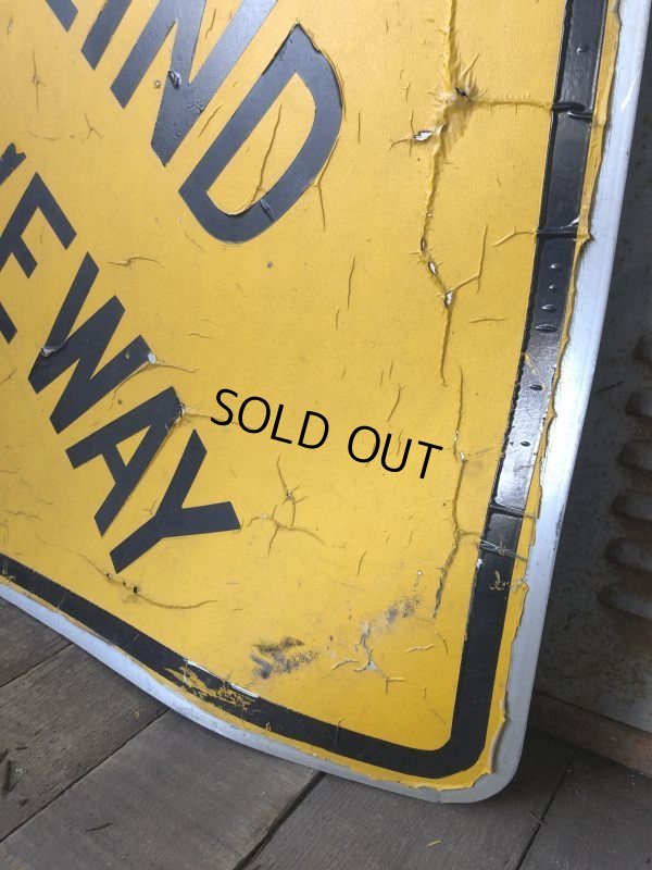 画像8: Vintage Road Sign BLIND DRIVEWAY (T651)