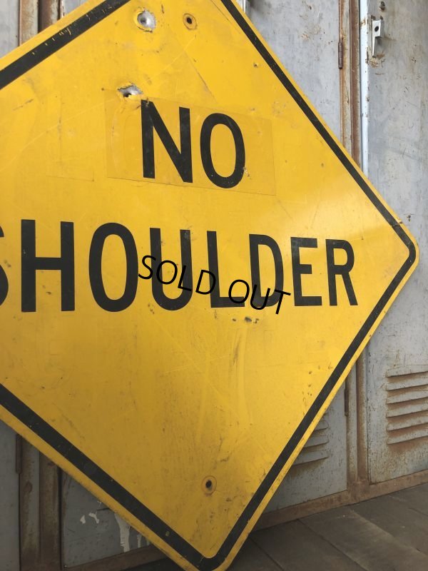 画像4: Vintage Road Sign NO SHOULDER (T643)