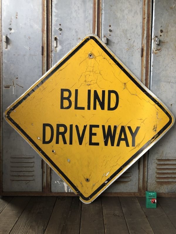 画像1: Vintage Road Sign BLIND DRIVEWAY (T651)