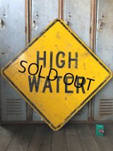 Vintage Road Sign HIGH WATER (T619)