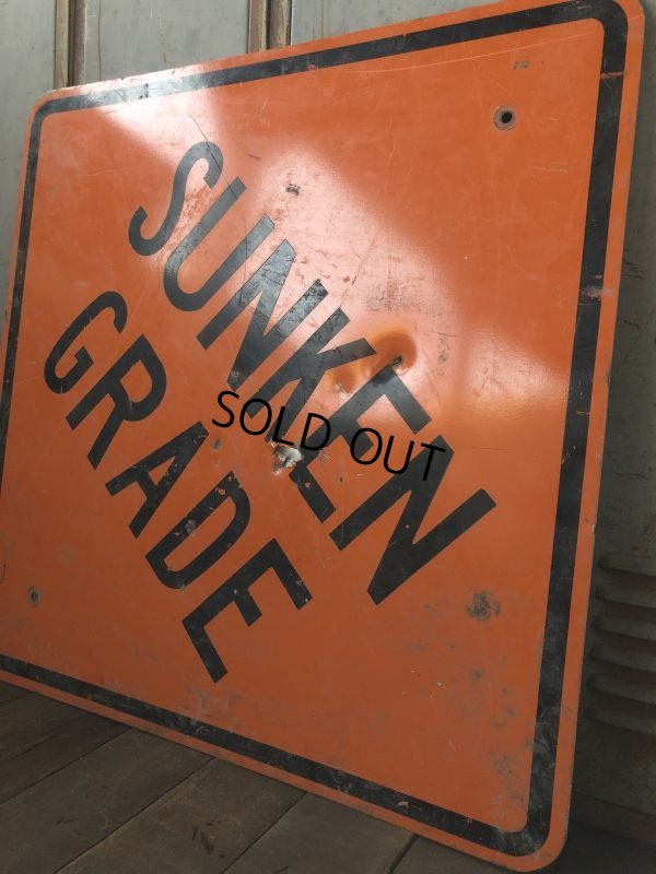 画像6: Vintage Road Sign SUNKEN GRADE (T628)
