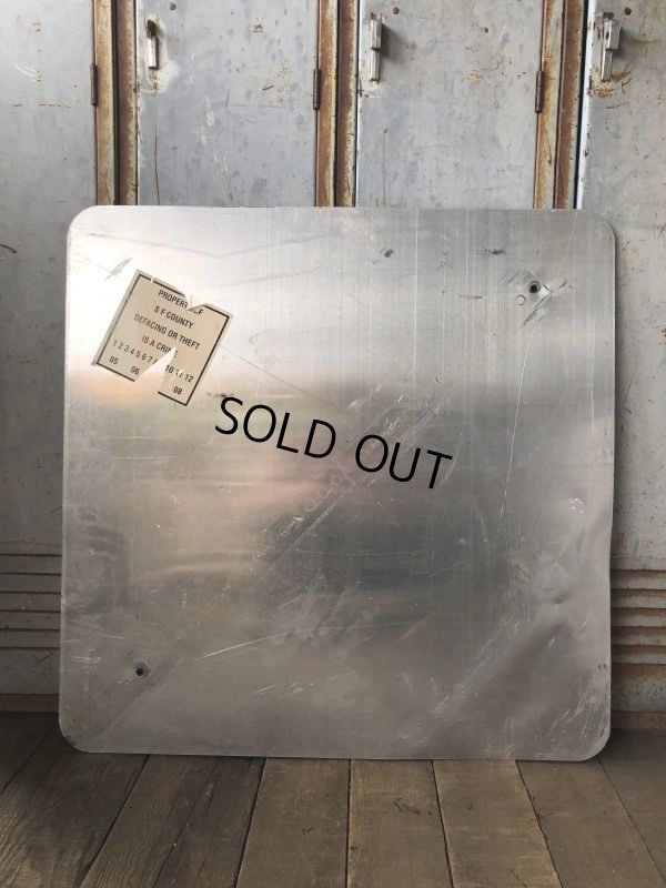 画像6: Vintage Road Sign SPEED HUMP (T649)