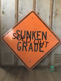 Vintage Road Sign SUNKEN GRADE (T628)