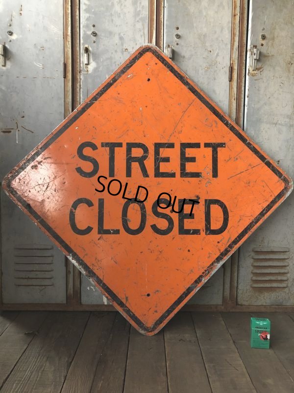 画像1: Vintage Road Sign STREET CLOSED (T618)
