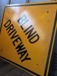 画像5: Vintage Road Sign BLIND DRIVEWAY (T627)