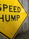 画像4: Vintage Road Sign SPEED HUMP (T649)