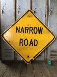 画像1: Vintage Road Sign NARROW ROAD (T648) (1)