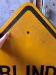 画像2: Vintage Road Sign BLIND DRIVEWAY (T627) (2)