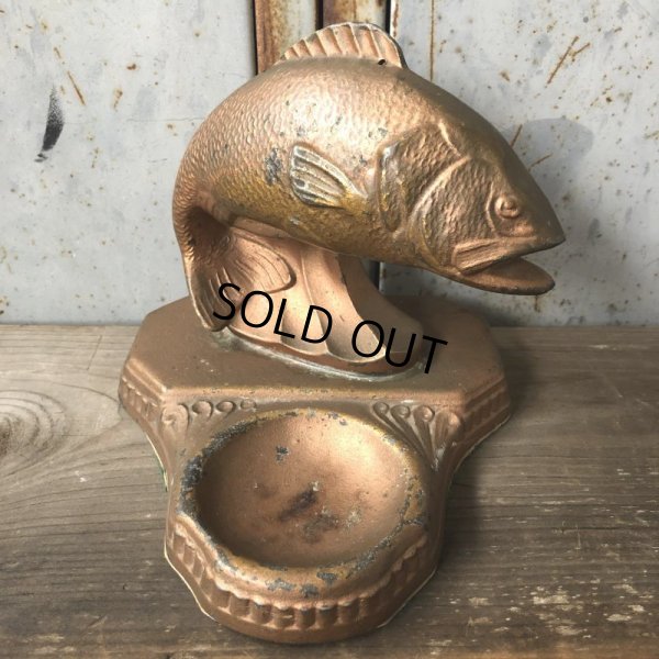 画像10: Vintage Black Bass Big Mouse Statue Tray (T673)