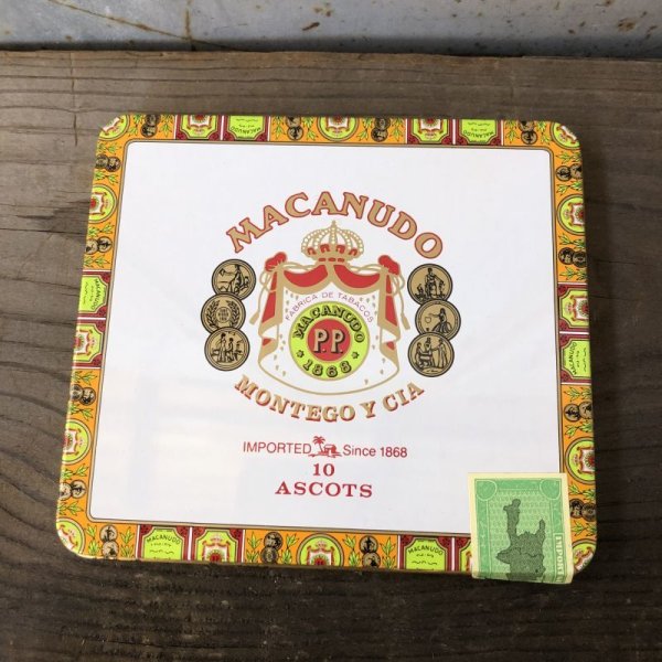 画像2: Vintage Cigar Tobacco Can Macanudo (T710)