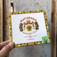 Vintage Cigar Tobacco Can Macanudo (T710)