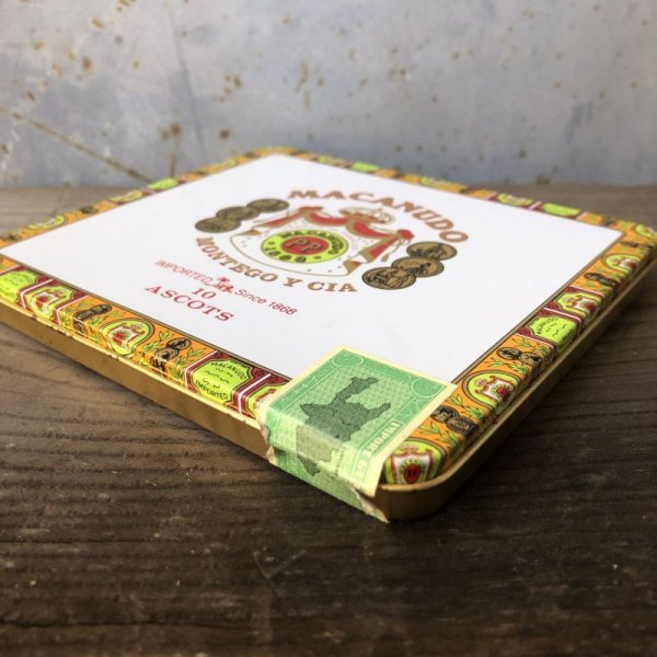画像8: Vintage Cigar Tobacco Can Macanudo (T710)