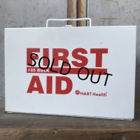 Vintage #25 BULK First Aid Kit Mettal Box Cabinet (Ｔ808）