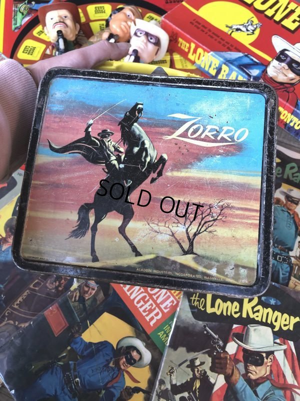 画像1: Vintage Lunch Box Zorro (T847)