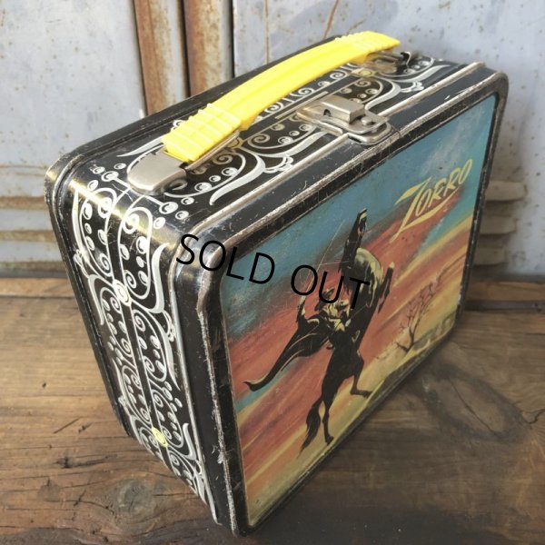 画像2: Vintage Lunch Box Zorro (T847)