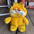 画像1: Vintage Dakin Garfield Plush Doll (T892) (1)