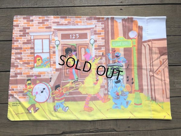 画像4: Vintage Pillow Case Sesame Street (T905)