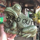 60s Vintage Thinking Frog Plastic Bank (T983)