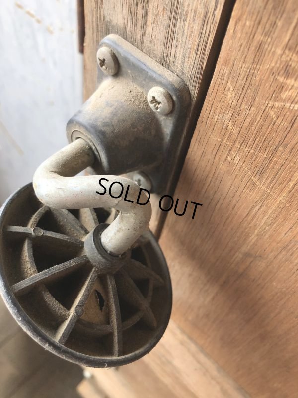 画像12: Vintage Wooden Creeper Pepboys (T985)