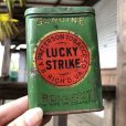 画像1: Vintage Lucky Strike Cigarette Tabacco Tin Can (B060) (1)