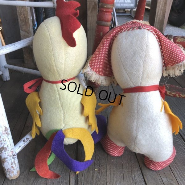 画像4: Vintage American Primitive Chicken Doll Set (B129)