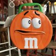 画像2: Vintage M&M's Tin Can Box Halloween (B136) (2)