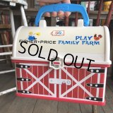 Vintage Fisher Price Family Play Farm (B138)