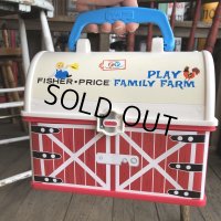 Vintage Fisher Price Family Play Farm (B138)