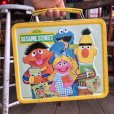 画像2: 70s Vintage Lunch Box Sesame Street (B144) (2)