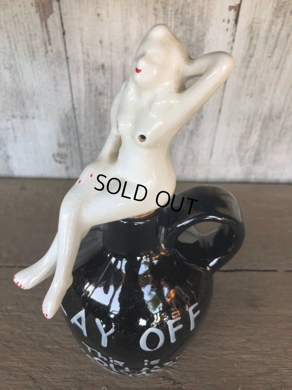 画像2: Vintage Japan Nude Naked Pin-up Girl Ceramic Decanter  Lay Off .. (B204)