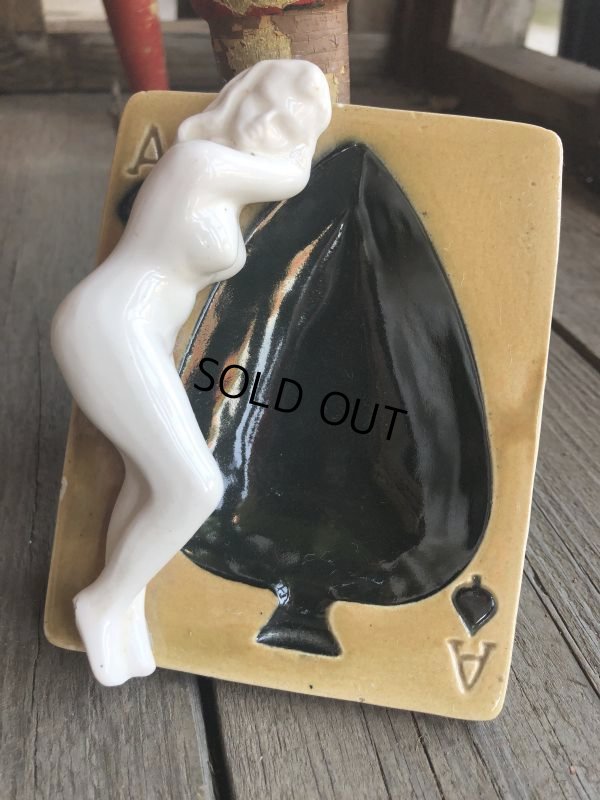 画像1: Vintage Japan Nude Naked Pin-up Girl Ceramic Ashtray (B201)