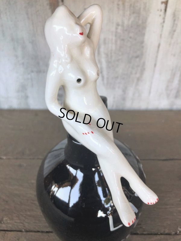 画像3: Vintage Japan Nude Naked Pin-up Girl Ceramic Decanter  Lay Off .. (B204)