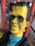 画像3: 60s Vintage Mattel The Munsters TV Show Herman Tanking Hand Puppet Doll (B216) 